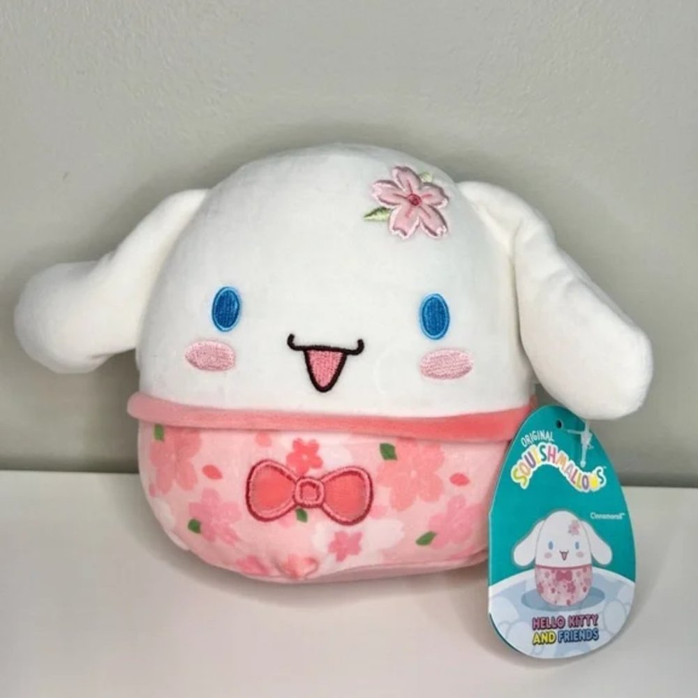 Cinnamoroll by Sanrio Cherry Blossom Floral Squishmallows (Hello Kitty & Friends